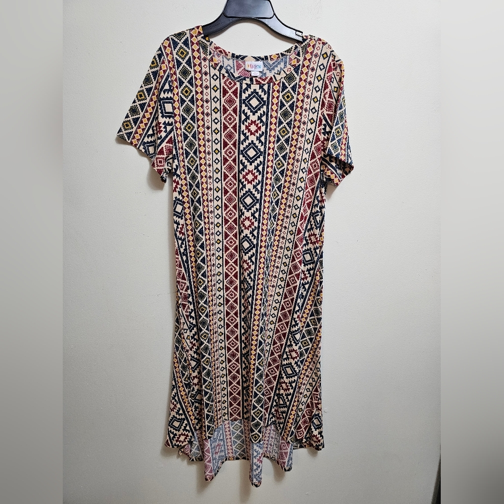 Lularoe Medium Geometric‎ Patterned Short Sleeve Dress Simply Comfortable